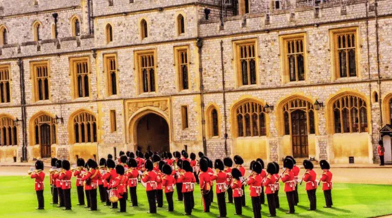 Change of Guard 3