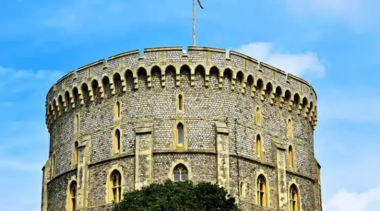 Round-Tower